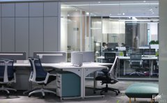 深圳辦公家具廠提醒選購辦公家具時(shí)的幾點(diǎn)誤區(qū)